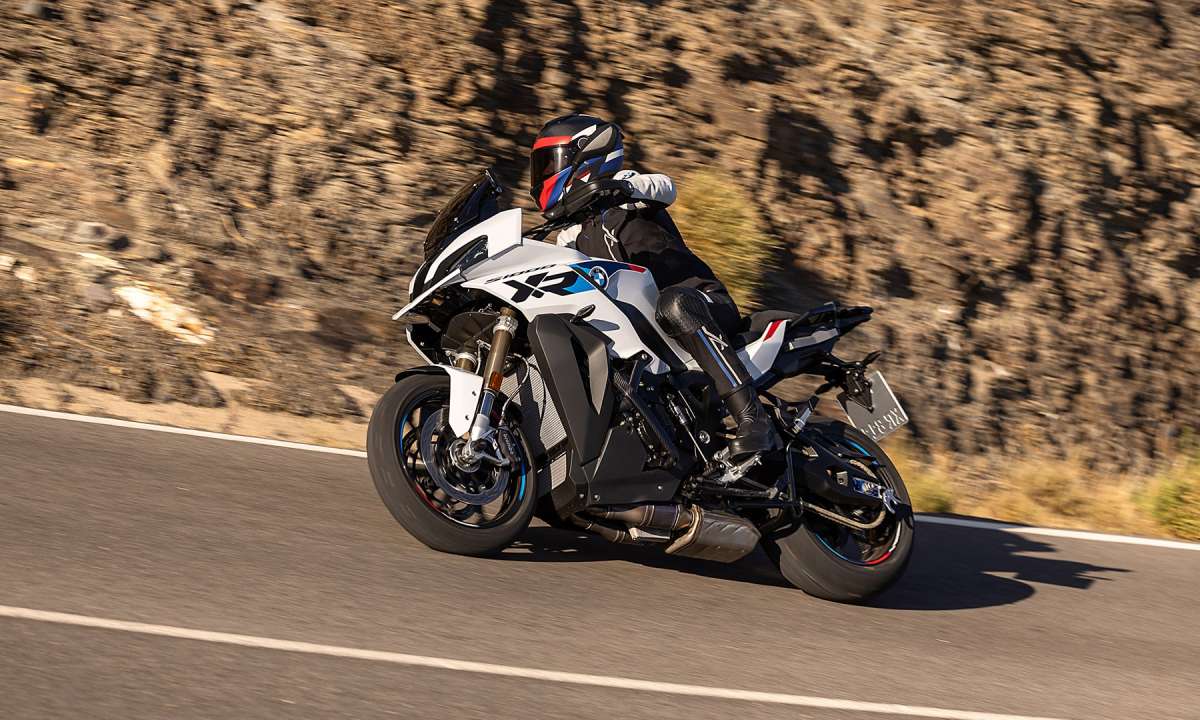2025-BMW-S-1000-XR