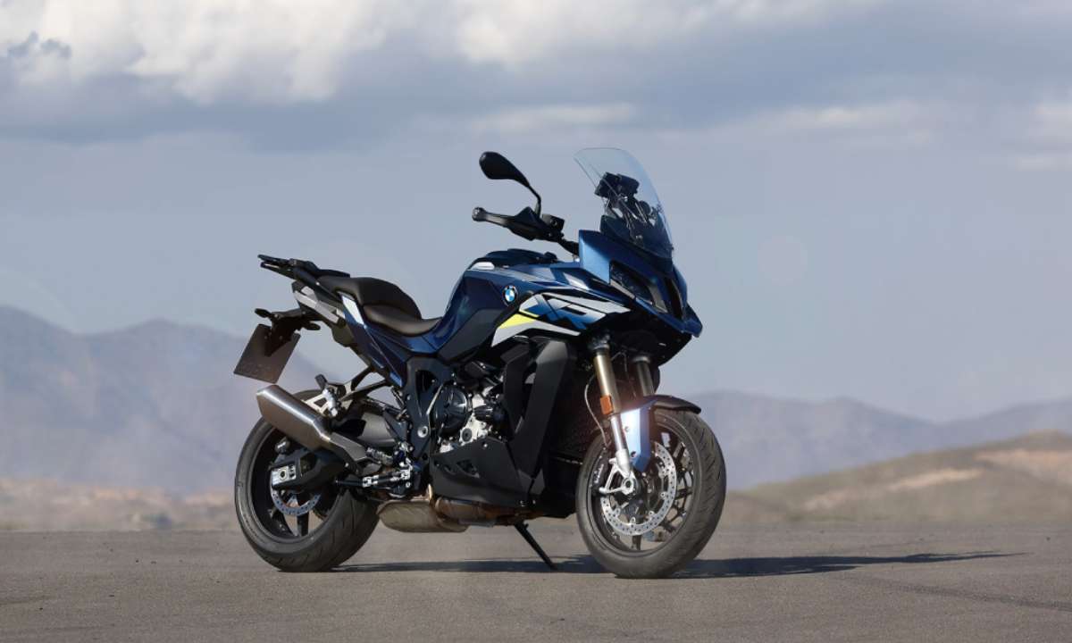 2025-BMW-S-1000-XR