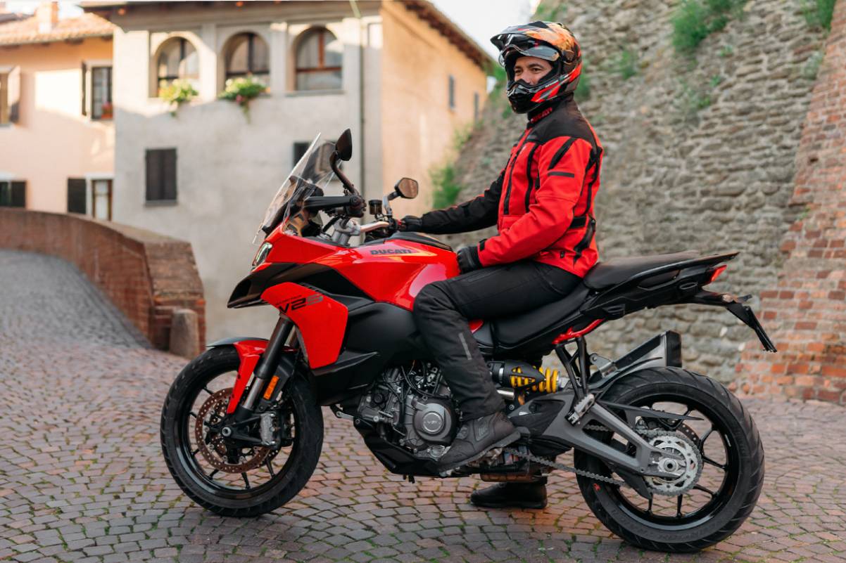 2025 Ducati Multistrada V2